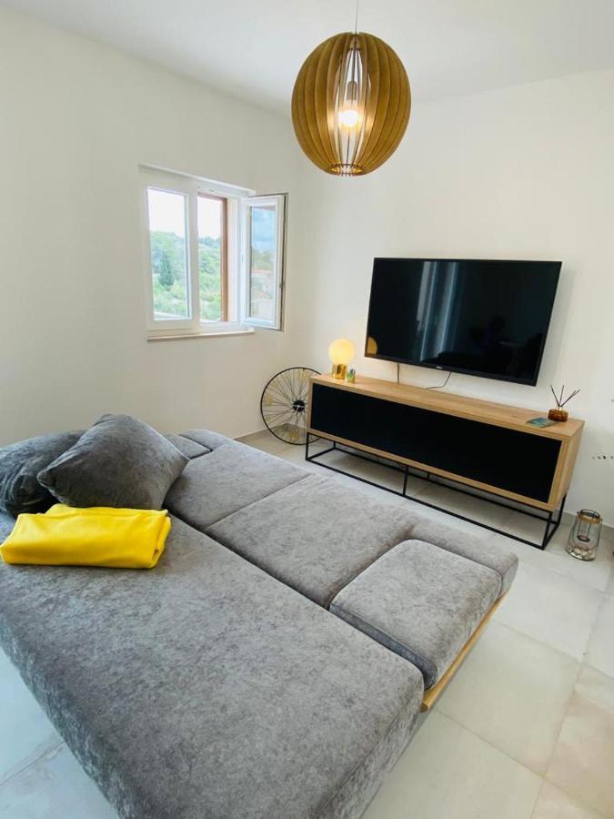 New Apartment With Panoramic View Stomorska Ngoại thất bức ảnh