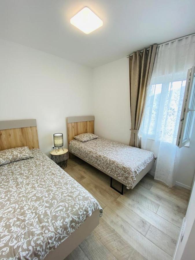 New Apartment With Panoramic View Stomorska Ngoại thất bức ảnh