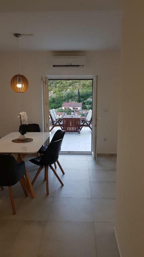 New Apartment With Panoramic View Stomorska Ngoại thất bức ảnh
