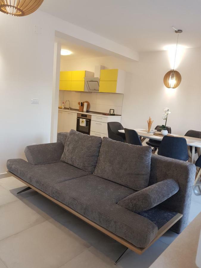 New Apartment With Panoramic View Stomorska Ngoại thất bức ảnh